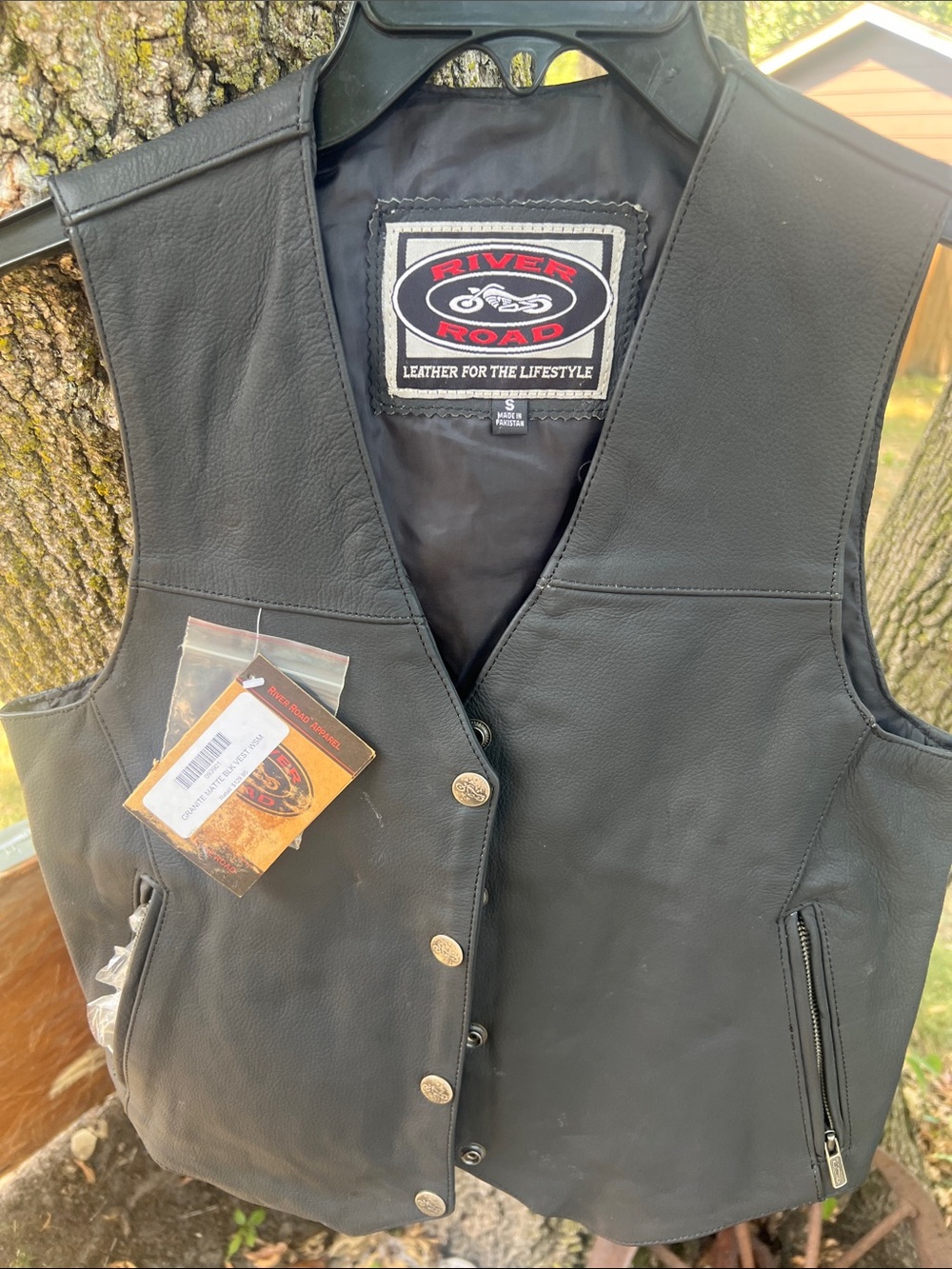 Women’s Black Leather Vest